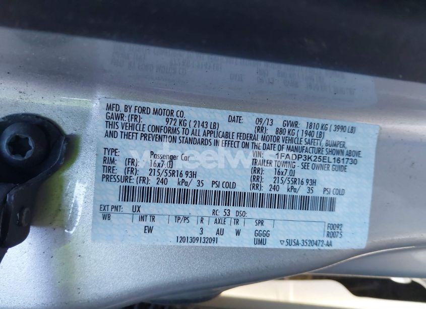 Photo 9 of 2014 Ford Focus SE (VIN 1FADP3K25EL161730)