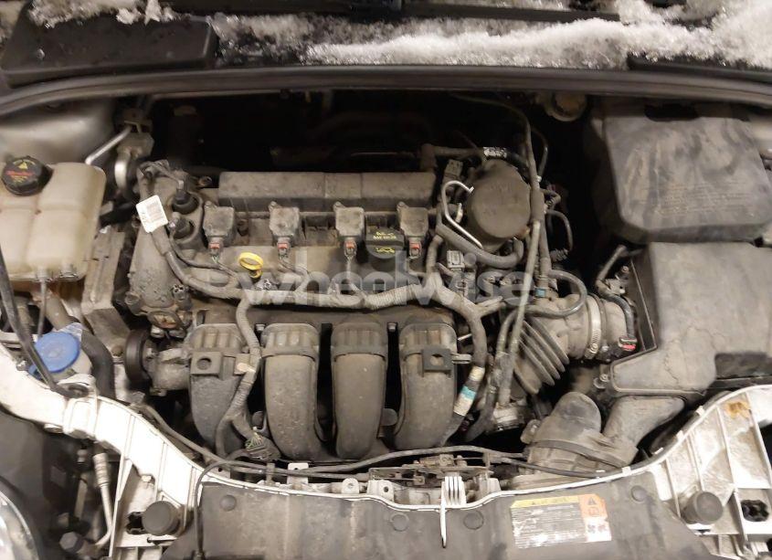 Photo 10 of 2014 Ford Focus SE (VIN 1FADP3K25EL182898)