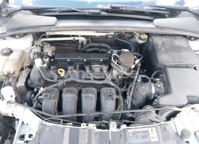 Photo 10 of 2014 Ford Focus SE (VIN 1FADP3K25EL233218)