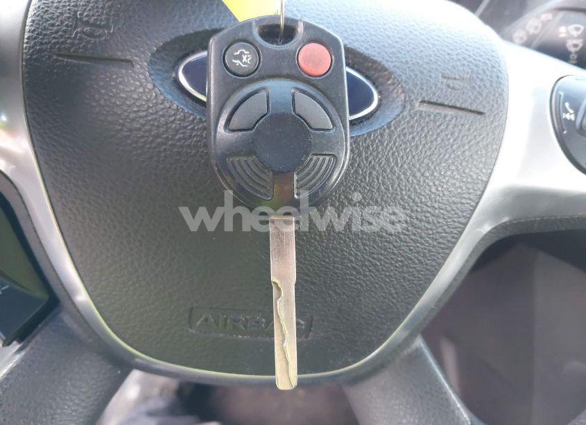 Photo 11 of 2014 Ford Focus SE (VIN 1FADP3K25EL233218)