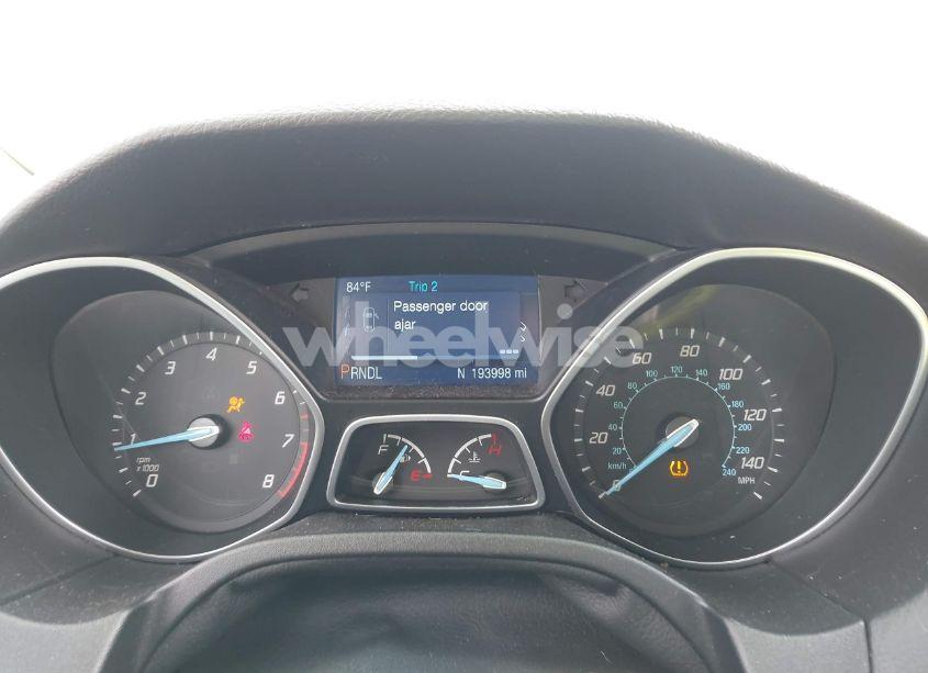 Photo 7 of 2014 Ford Focus SE (VIN 1FADP3K25EL266221)