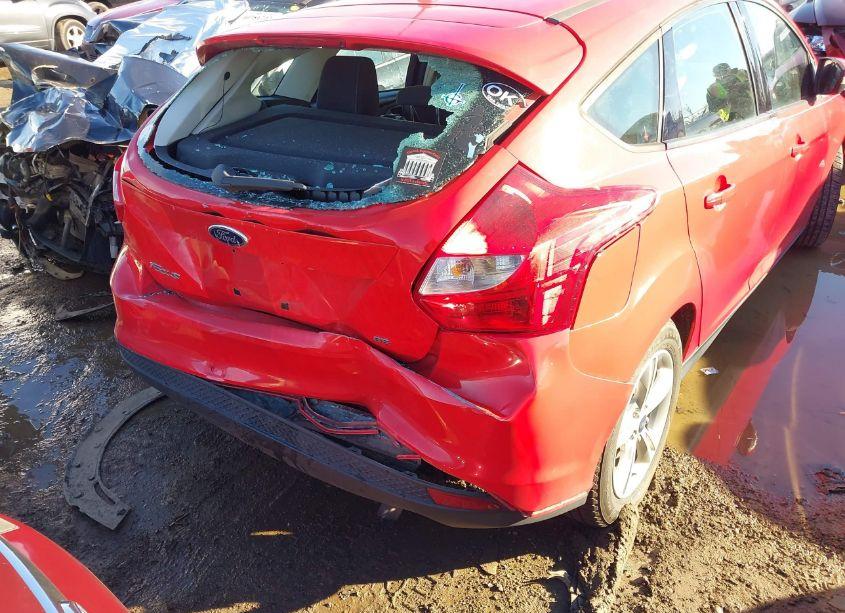 Photo 6 of 2014 Ford Focus SE (VIN 1FADP3K25EL301811)