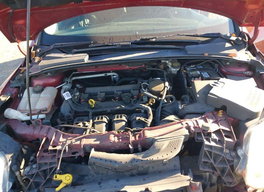 Photo 10 of 2014 Ford Focus SE (VIN 1FADP3K25EL310041)