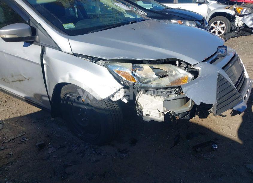Photo 6 of 2014 Ford Focus SE (VIN 1FADP3K25EL415114)