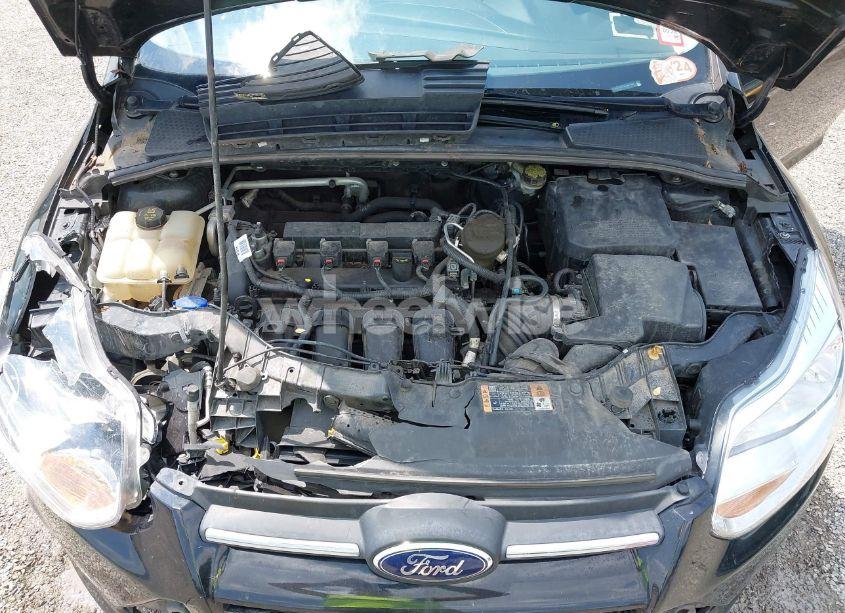 Photo 10 of 2014 Ford Focus SE (VIN 1FADP3K25EL421334)