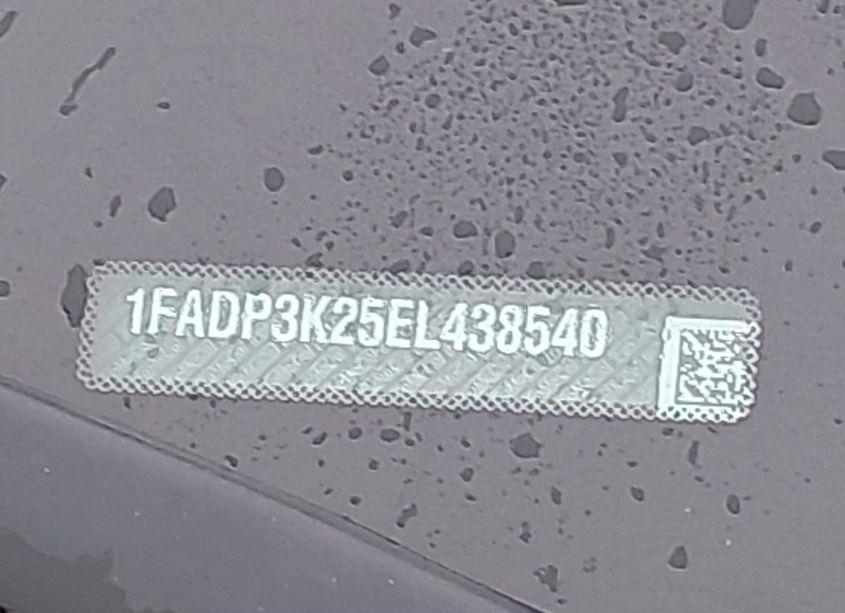 Photo 9 of 2014 Ford Focus SE (VIN 1FADP3K25EL438540)