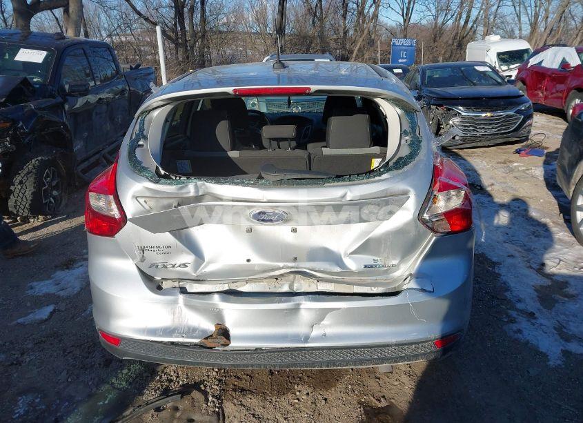 Photo 16 of 2014 Ford Focus (VIN 1FADP3K25EL459503)