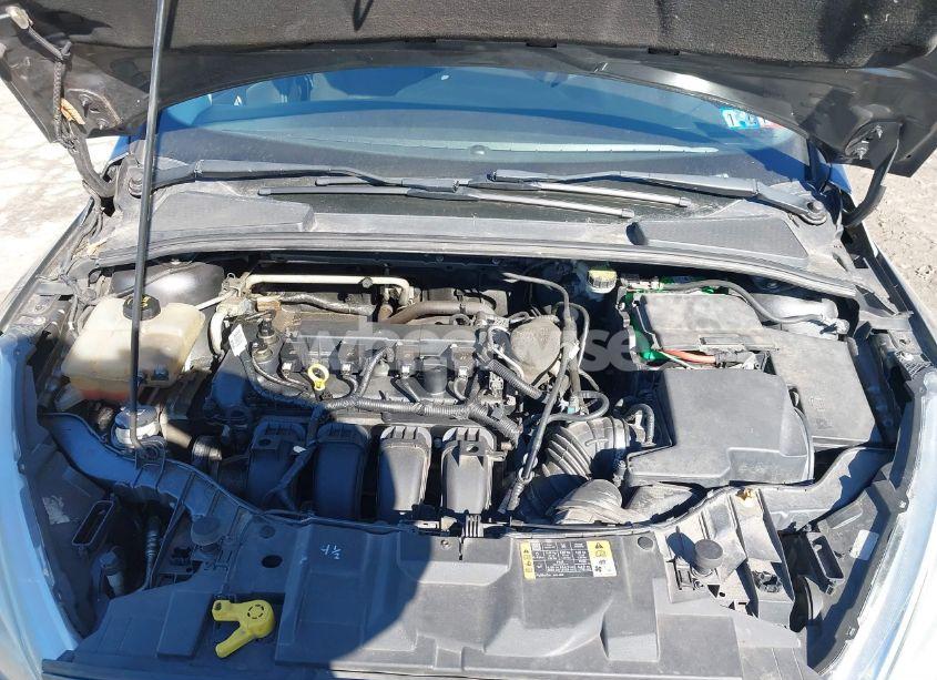 Photo 10 of 2015 Ford Focus SE (VIN 1FADP3K25FL252076)