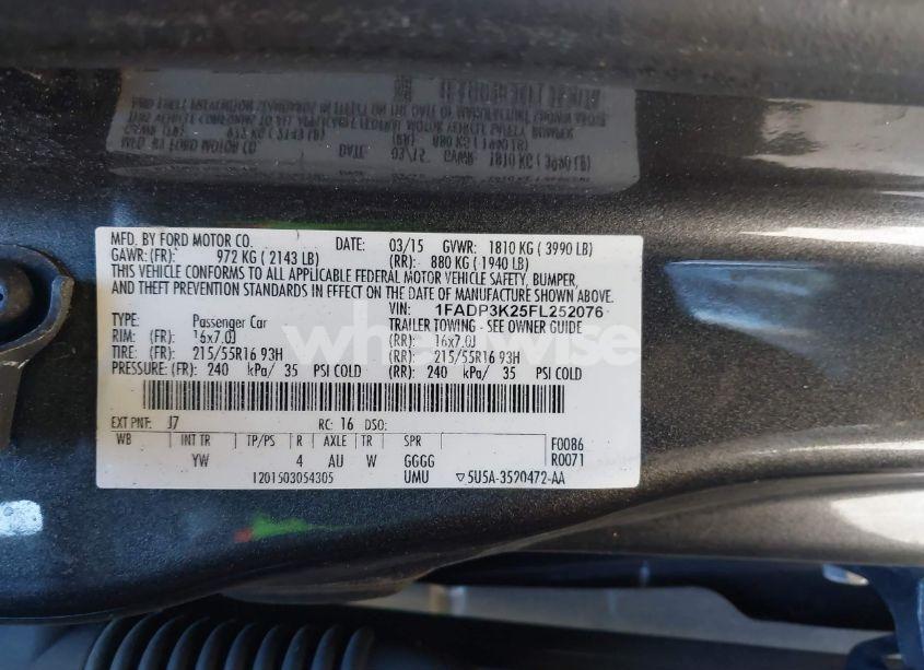 Photo 9 of 2015 Ford Focus SE (VIN 1FADP3K25FL252076)