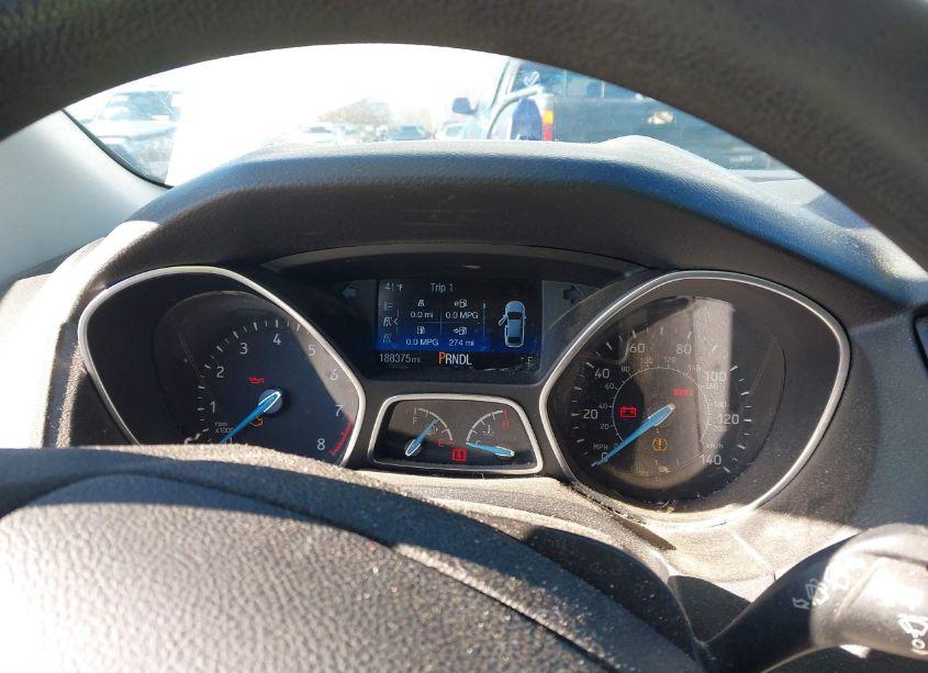 Photo 7 of 2015 Ford Focus SE (VIN 1FADP3K25FL285840)