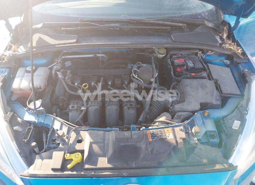 Photo 10 of 2015 Ford Focus SE (VIN 1FADP3K25FL307075)