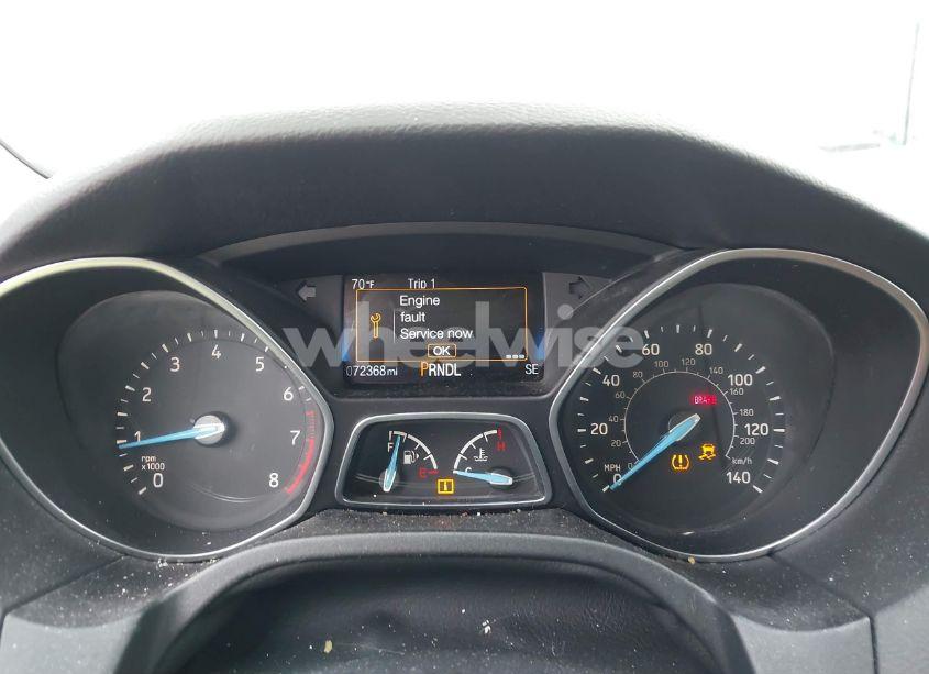 Photo 7 of 2015 Ford Focus SE (VIN 1FADP3K25FL328797)