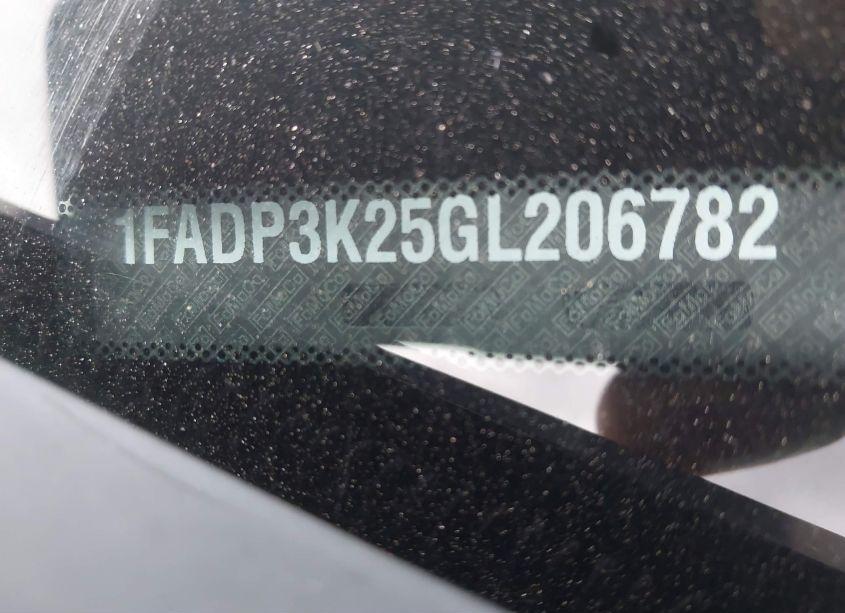 Photo 9 of 2016 Ford Focus SE (VIN 1FADP3K25GL206782)