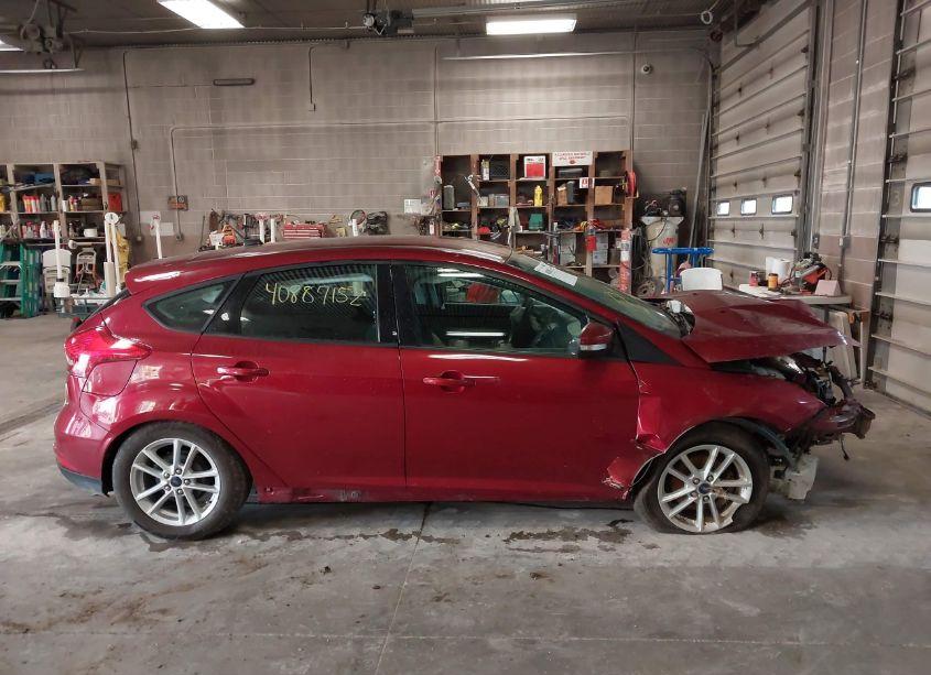 Photo 14 of 2016 Ford Focus SE (VIN 1FADP3K25GL220522)