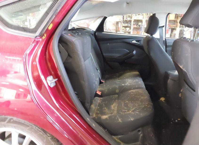 Photo 8 of 2016 Ford Focus SE (VIN 1FADP3K25GL220522)