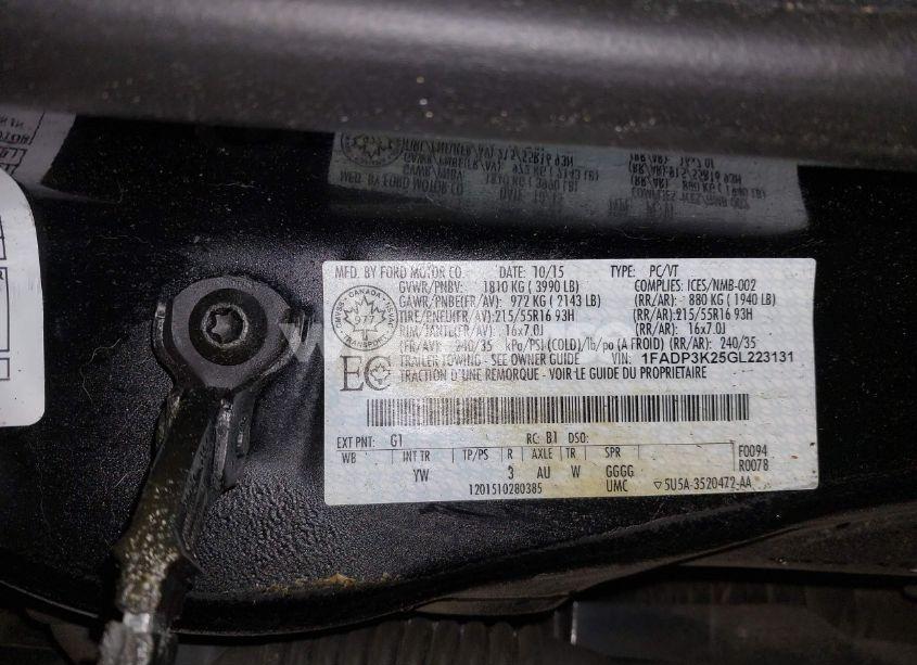 Photo 9 of 2016 Ford Focus SE (VIN 1FADP3K25GL223131)