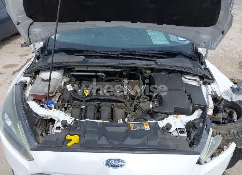 Photo 10 of 2016 Ford Focus SE (VIN 1FADP3K25GL255934)