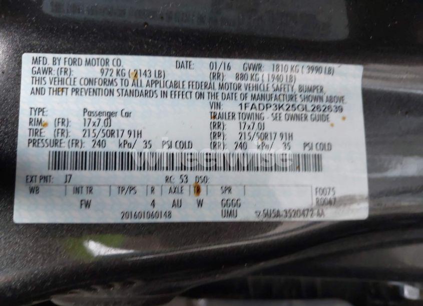 Photo 9 of 2016 Ford Focus SE (VIN 1FADP3K25GL262639)