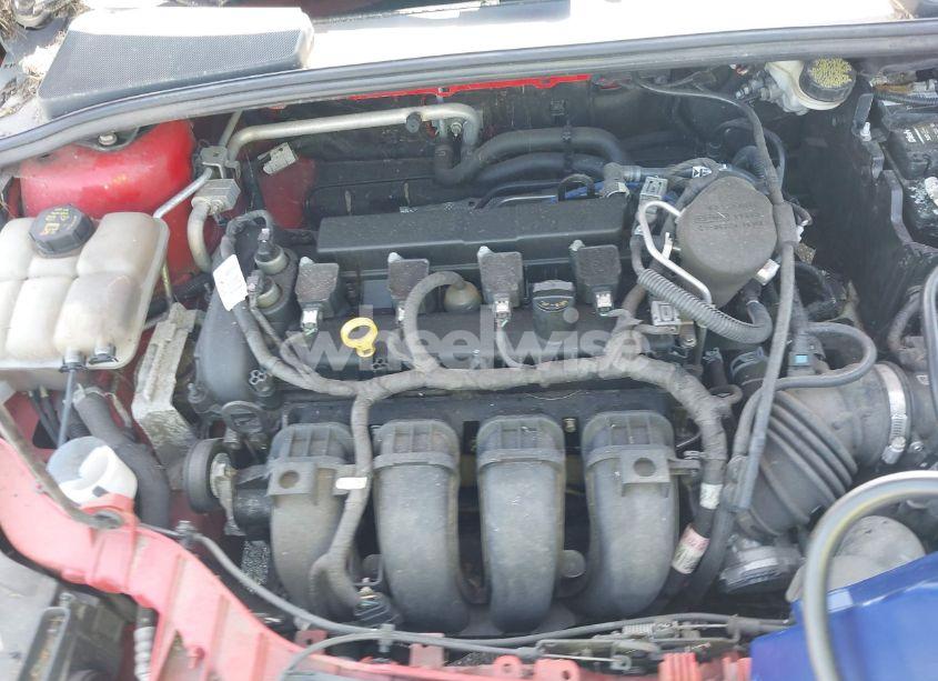 Photo 10 of 2016 Ford Focus SE (VIN 1FADP3K25GL269395)