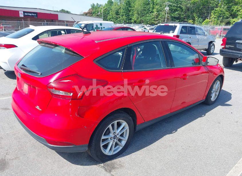 Photo 4 of 2016 Ford Focus SE (VIN 1FADP3K25GL269395)