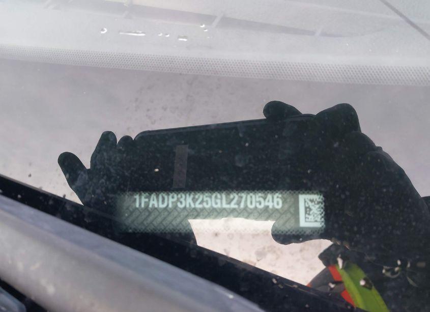 Photo 9 of 2016 Ford Focus SE (VIN 1FADP3K25GL270546)