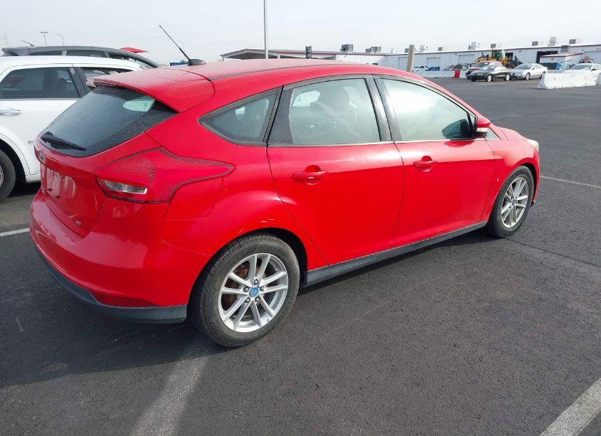 Photo 4 of 2016 Ford Focus SE (VIN 1FADP3K25GL286634)