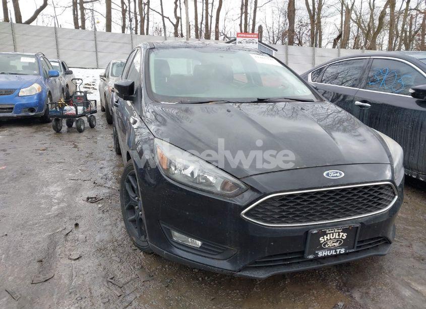 Photo 6 of 2016 Ford Focus SE (VIN 1FADP3K25GL326114)