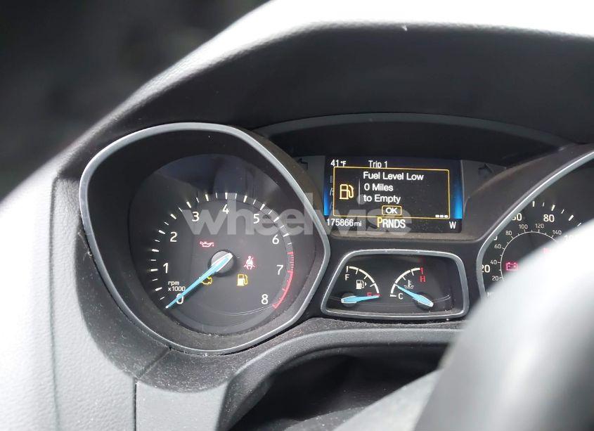 Photo 7 of 2016 Ford Focus SE (VIN 1FADP3K25GL326114)