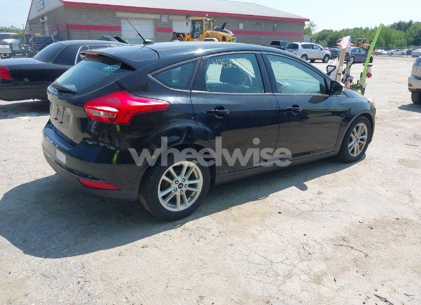 Photo 4 of 2016 Ford Focus SE (VIN 1FADP3K25GL375443)