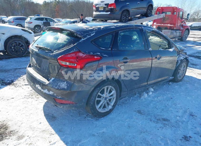 Photo 4 of 2016 Ford Focus SE (VIN 1FADP3K25GL406464)