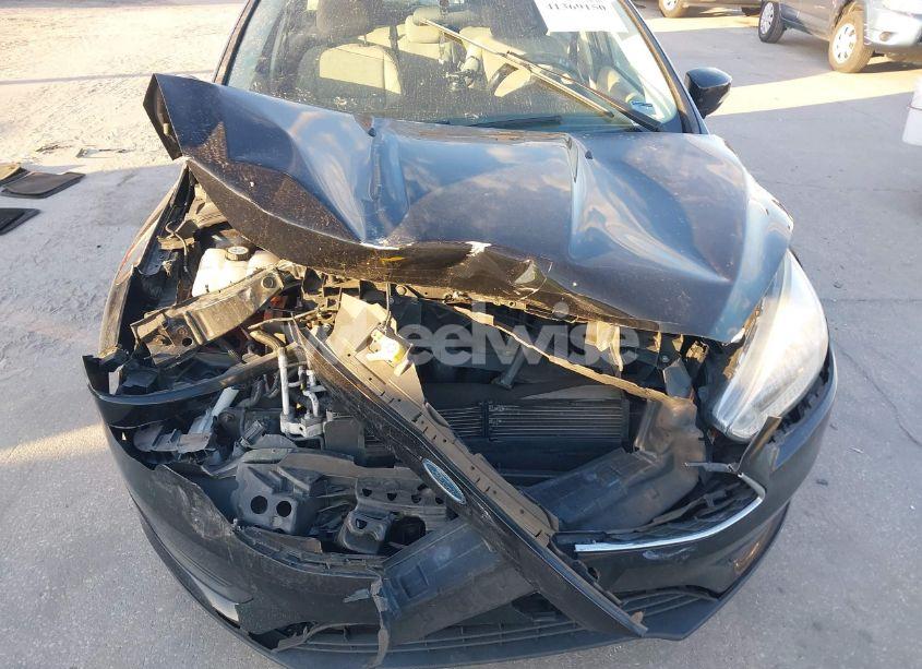 Photo 11 of 2017 Ford Focus SE (VIN 1FADP3K25HL202300)