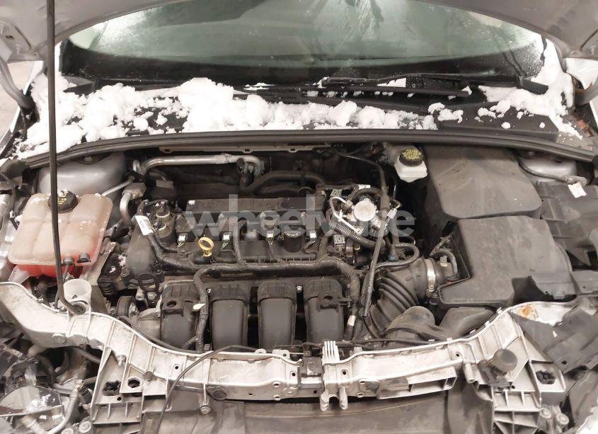 Photo 10 of 2018 Ford Focus SE (VIN 1FADP3K25JL235450)