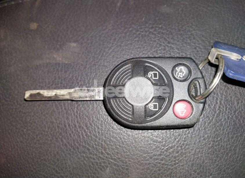 Photo 11 of 2018 Ford Focus SE (VIN 1FADP3K25JL235450)