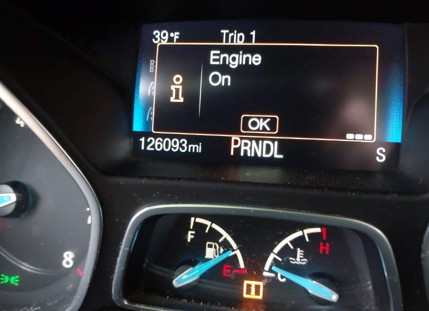 Photo 15 of 2018 Ford Focus SE (VIN 1FADP3K25JL252099)