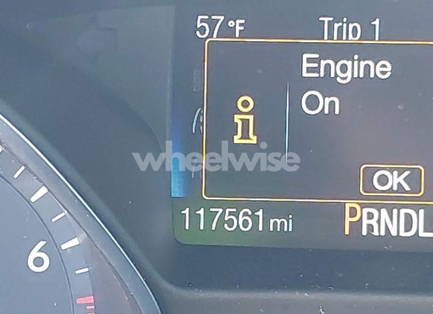 Photo 15 of 2018 Ford Focus SE (VIN 1FADP3K25JL281618)