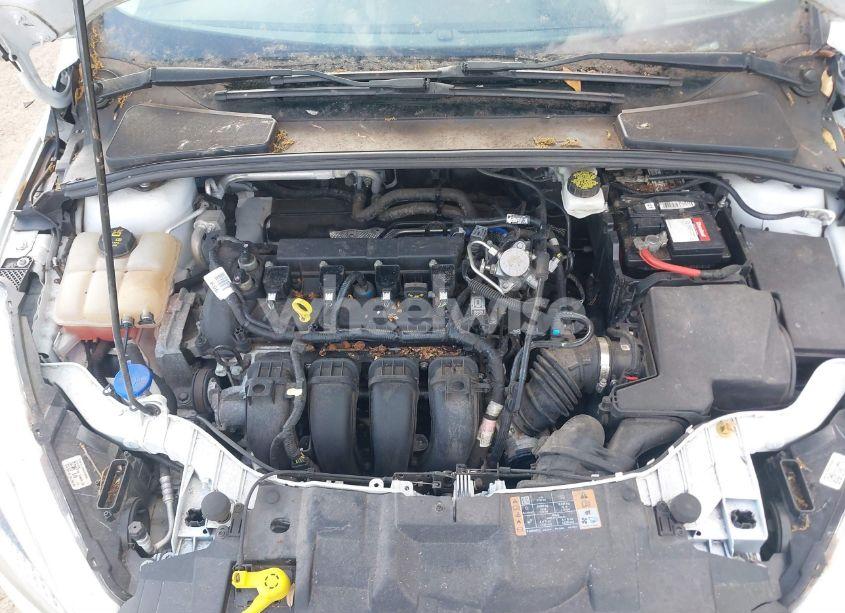 Photo 10 of 2018 Ford Focus SE (VIN 1FADP3K25JL295454)