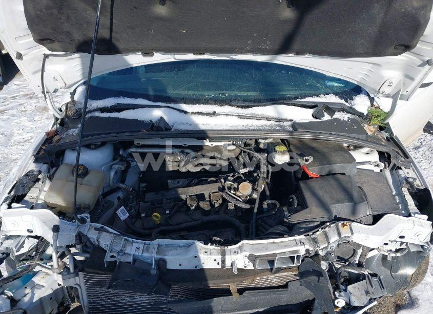 Photo 10 of 2018 Ford Focus SE (VIN 1FADP3K25JL315752)