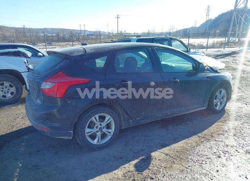 Photo 4 of 2013 Ford Focus SE (VIN 1FADP3K26DL119775)