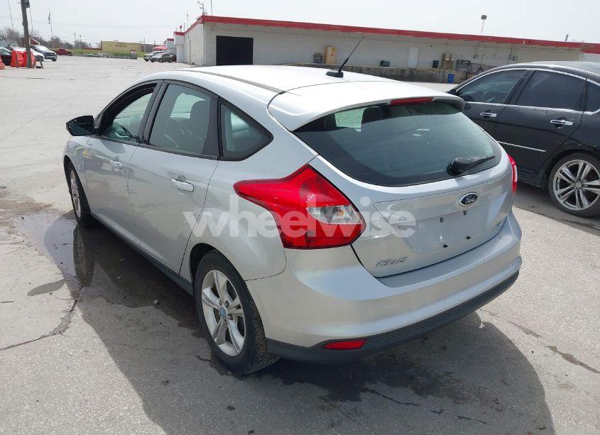 Photo 3 of 2013 Ford Focus SE (VIN 1FADP3K26DL139623)