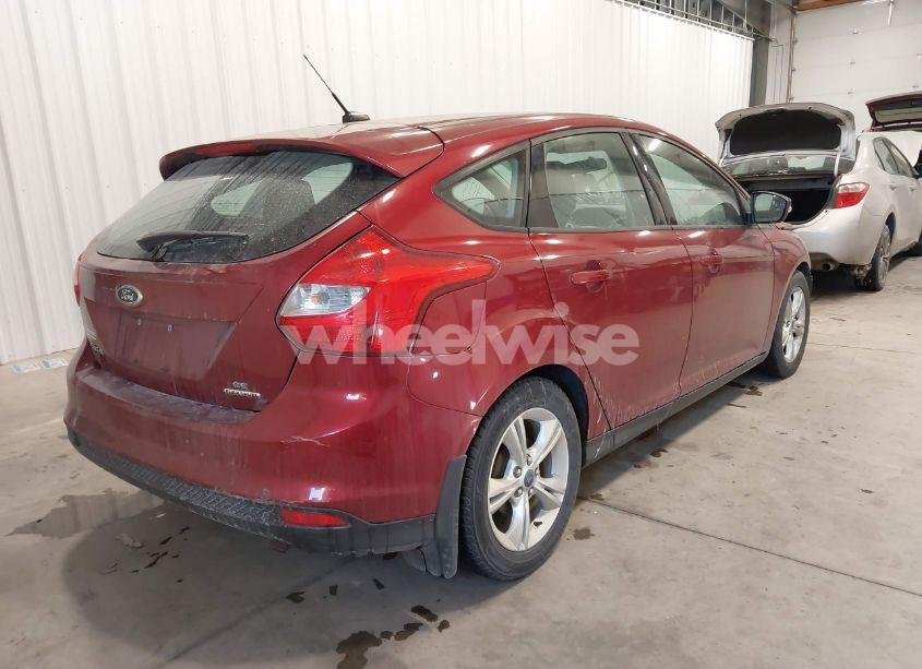 Photo 4 of 2013 Ford Focus SE (VIN 1FADP3K26DL145065)