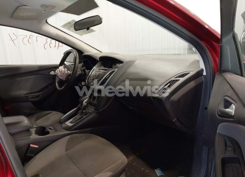 Photo 5 of 2013 Ford Focus SE (VIN 1FADP3K26DL145065)