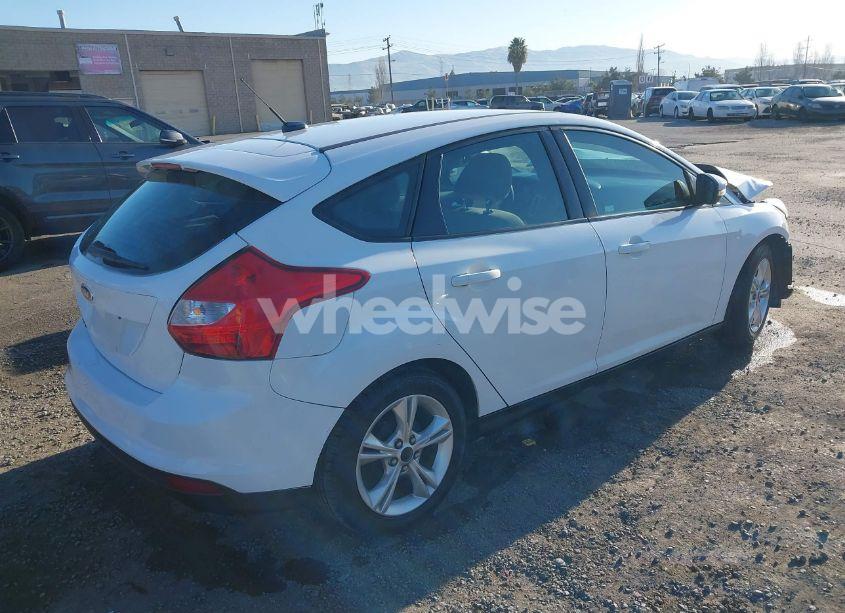 Photo 4 of 2013 Ford Focus SE (VIN 1FADP3K26DL145406)