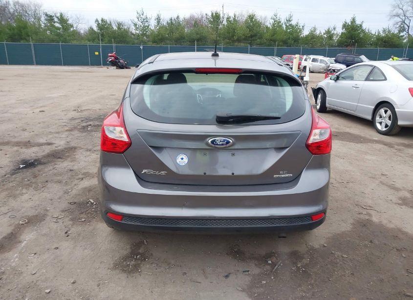 Photo 17 of 2013 Ford Focus SE (VIN 1FADP3K26DL149911)