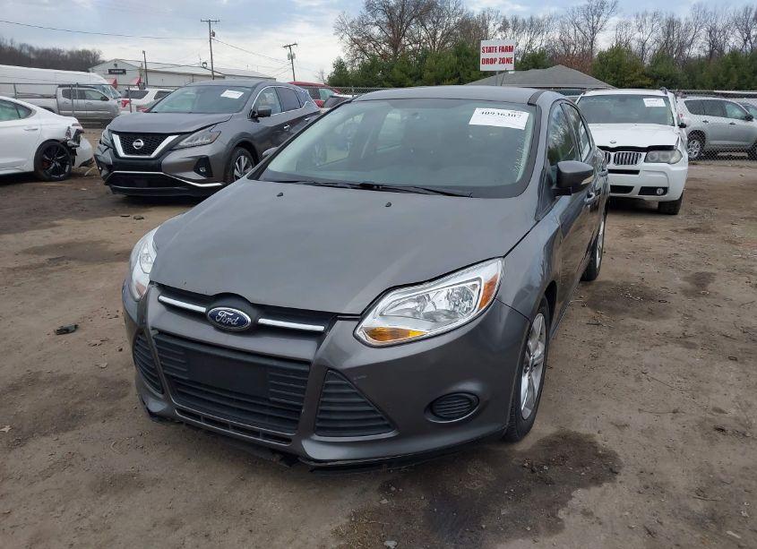 Photo 2 of 2013 Ford Focus SE (VIN 1FADP3K26DL149911)