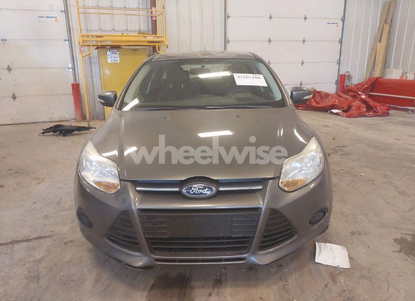 Photo 12 of 2013 Ford Focus SE (VIN 1FADP3K26DL169155)