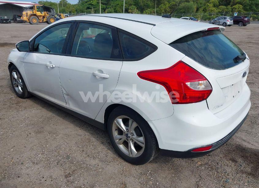 Photo 3 of 2013 Ford Focus SE (VIN 1FADP3K26DL341006)