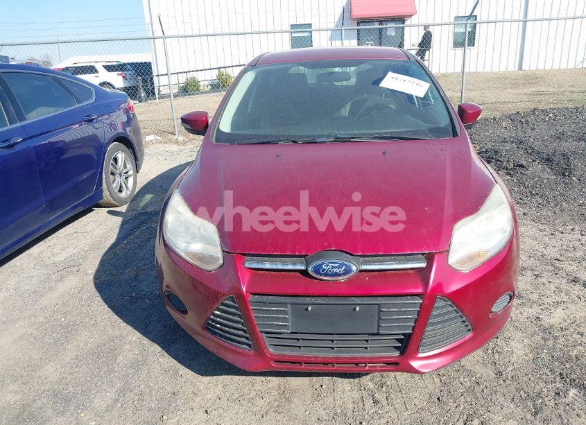 Photo 6 of 2014 Ford Focus SE (VIN 1FADP3K26EL172042)