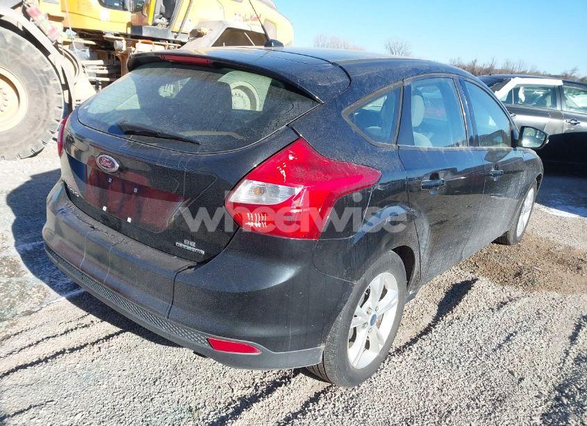 Photo 4 of 2014 Ford Focus SE (VIN 1FADP3K26EL231221)