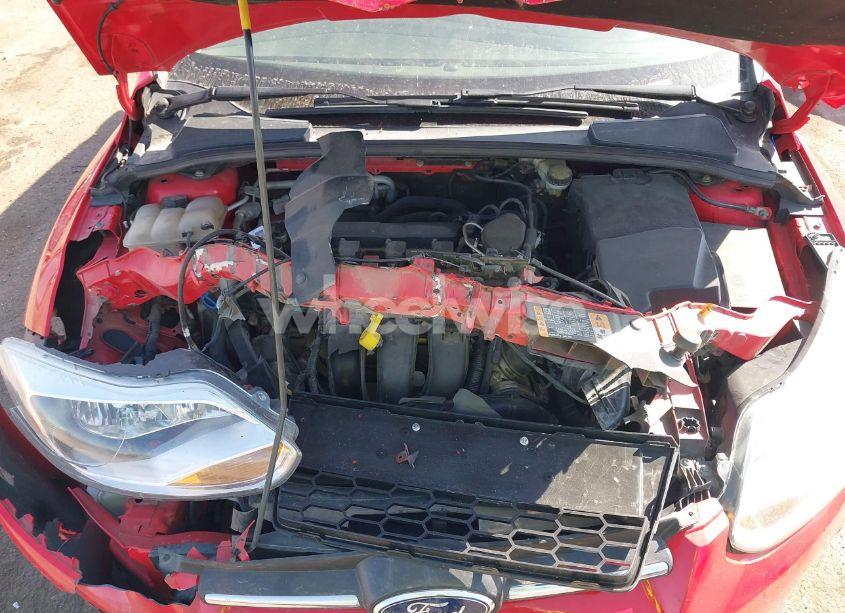 Photo 10 of 2014 Ford Focus SE (VIN 1FADP3K26EL305818)