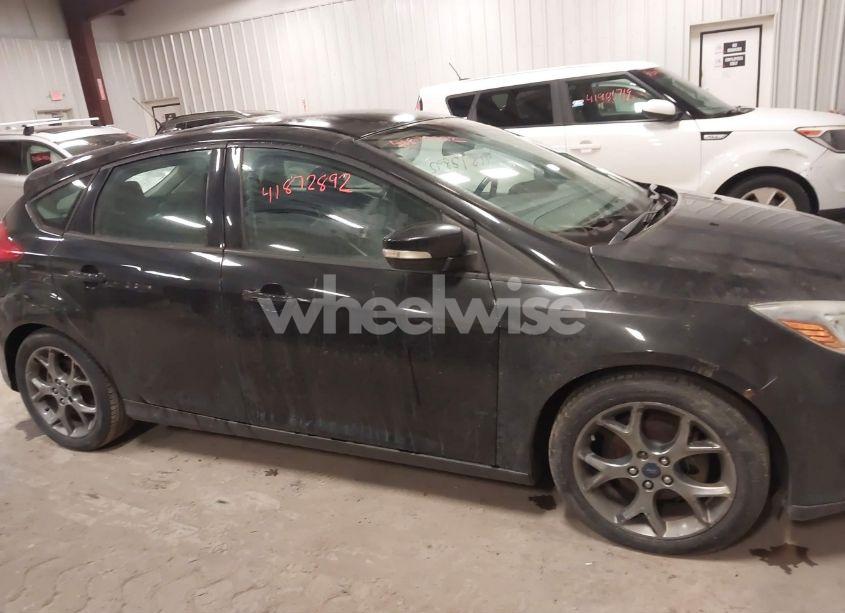 Photo 13 of 2014 Ford Focus SE (VIN 1FADP3K26EL337345)